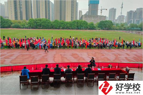常德桃源縣機電成人中專是公辦還是民辦？就業(yè)率高嗎？