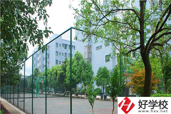 郴州市哪所職高好？哪個(gè)專業(yè)比較熱門？
