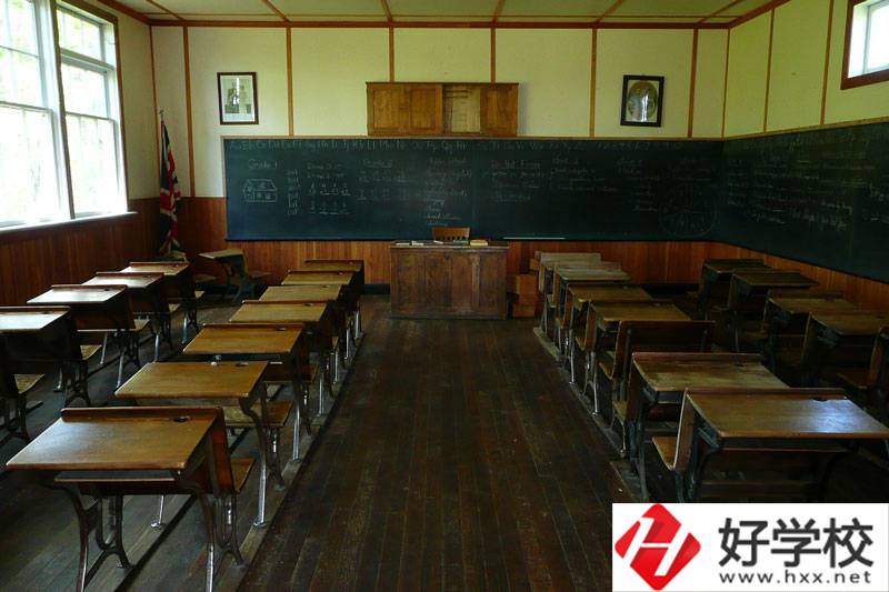 湘西州經(jīng)濟(jì)貿(mào)易學(xué)校是公辦學(xué)校嗎？怎么樣？