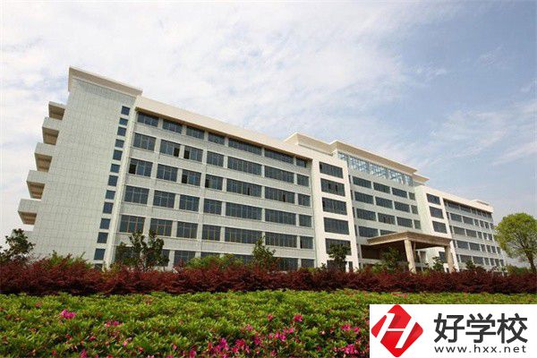 婁底有哪些技校？這些學(xué)校都有什么辦學(xué)優(yōu)勢？