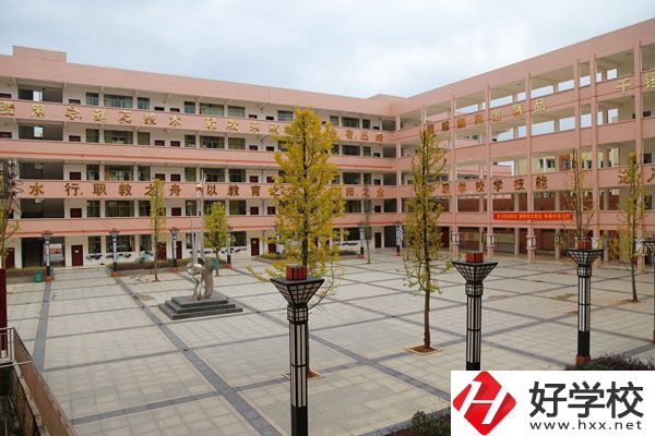 祁陽(yáng)縣職業(yè)中等專業(yè)學(xué)校好不好？宿舍好不好？