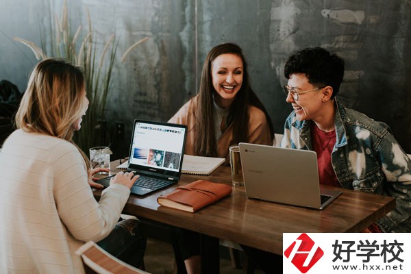 湖南省祁陽師范學(xué)校好不好？宿舍壞境怎么樣？
