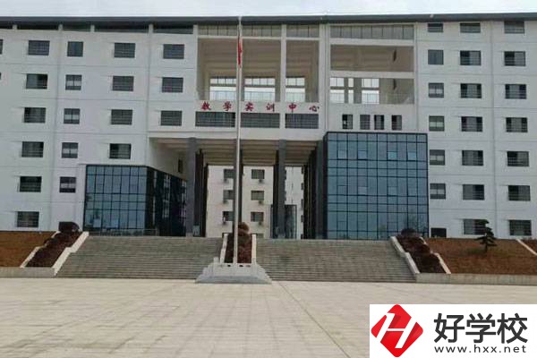 衡陽(yáng)市第五技工學(xué)校有哪些辦學(xué)特色？