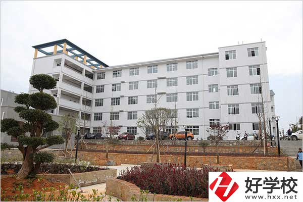 靖州縣職業(yè)中等職業(yè)學(xué)校汽車維修專業(yè)值得去學(xué)嗎？