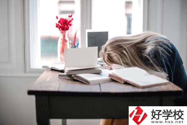 洪江市職業(yè)中專學(xué)校好不好？宿舍怎么樣？