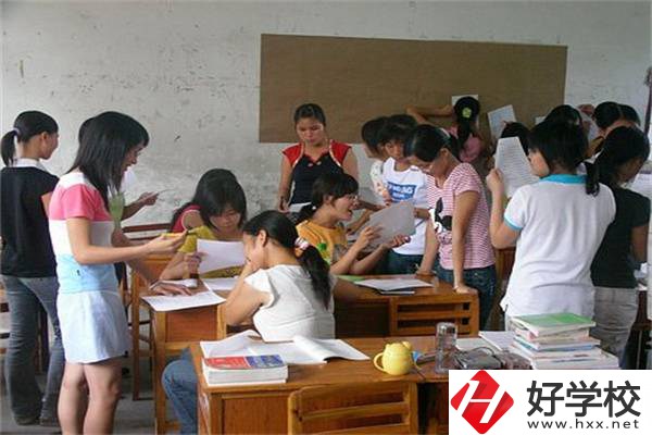 湖南初中畢業(yè)成績(jī)非常差選什么學(xué)校好？還有前途嗎？