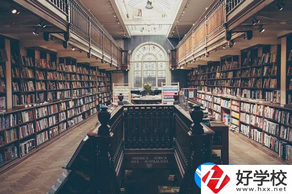 長沙岳麓區(qū)有哪些民辦職校？好不好？