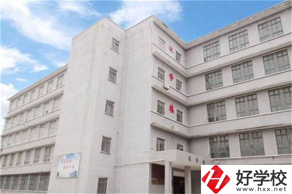 中鋼集團衡陽重機技工學校怎么樣？有什么辦學優(yōu)勢？