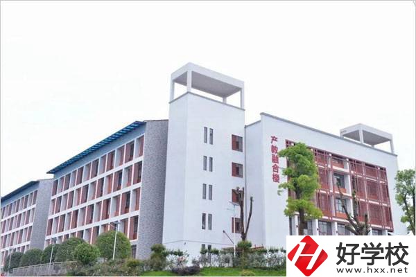懷化有什么管理比較嚴(yán)格的職校？