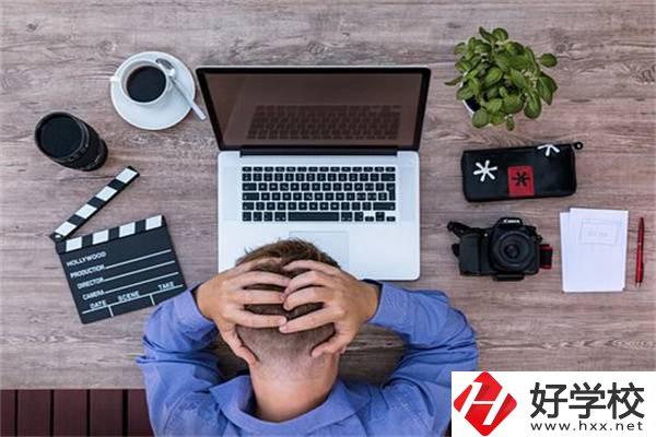 湖南中職生畢業(yè)會(huì)有就業(yè)難的問(wèn)題嗎？選就業(yè)還是升學(xué)？