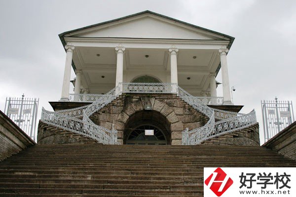 株洲排名靠前的重點(diǎn)中專推薦，學(xué)校師資力量如何？