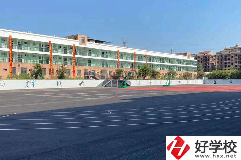 衡陽市文華藝術(shù)學(xué)校有哪些專業(yè)？