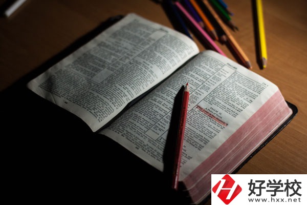 在衡陽想學(xué)廚師？這個學(xué)校不能錯過！