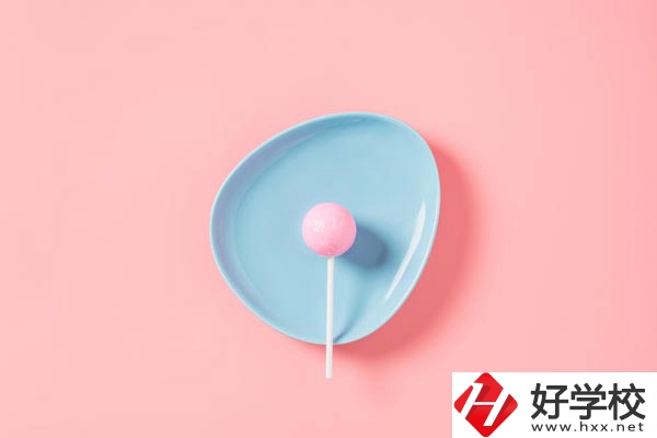 岳陽市網(wǎng)絡(luò)工程職業(yè)技術(shù)學(xué)校有什么專業(yè)？就業(yè)前景好不好？