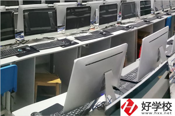 懷化市大鑫學校是職校嗎？辦學條件怎么樣？