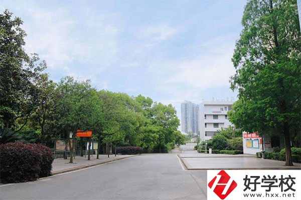 邵陽(yáng)工業(yè)學(xué)校怎么樣？就業(yè)前景如何？