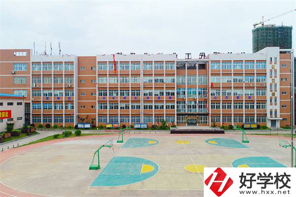 湖南有沒有3+2職校可以推薦？3+2有什么優(yōu)勢(shì)？