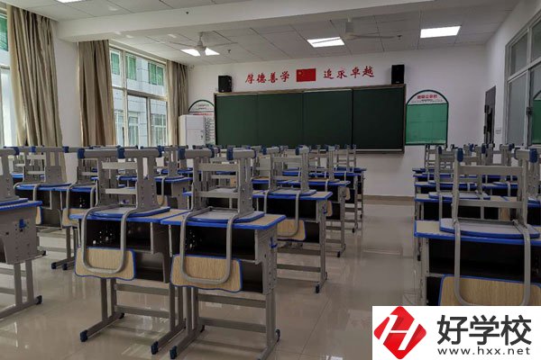 長沙康明職業(yè)中專學(xué)校有什么特色專業(yè)？