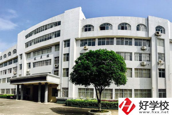 漣源工貿(mào)職業(yè)中專學(xué)校有什么熱門專業(yè)？學(xué)什么有前途？