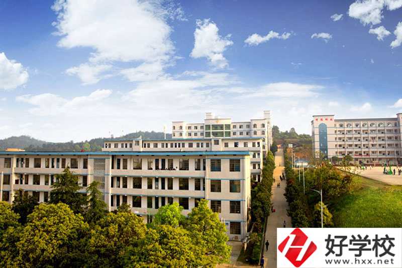 邵陽縣工業(yè)職業(yè)技術(shù)學(xué)校適合報(bào)考嗎？