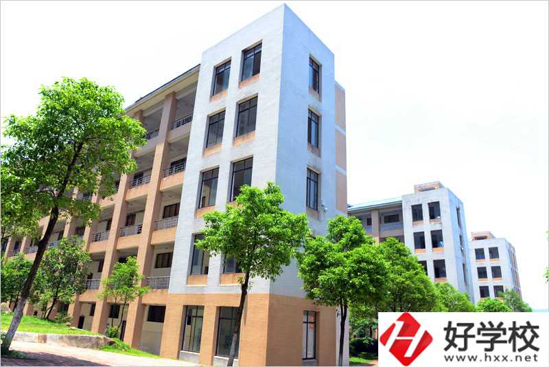 郴州職業(yè)技術(shù)學(xué)院值得去嗎？