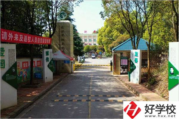 長(zhǎng)沙湘華職業(yè)中專的數(shù)字媒體技術(shù)應(yīng)用專業(yè)怎么樣？