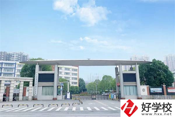 長(zhǎng)沙衛(wèi)校推薦，中職學(xué)校學(xué)醫(yī)衛(wèi)專業(yè)有用嗎？